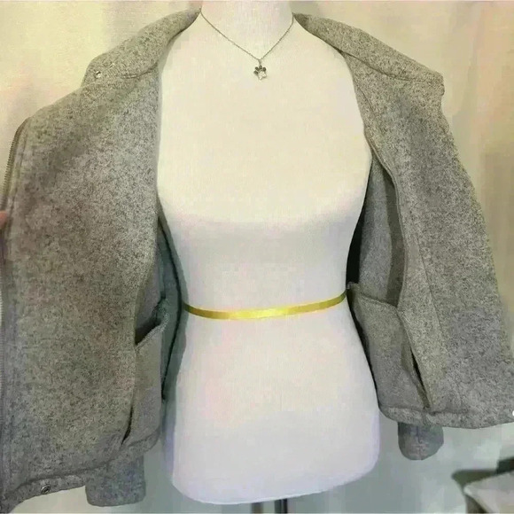 Old Navy Woman’s Moto Sweater Active Wear Jacket - Picture 3 of 9